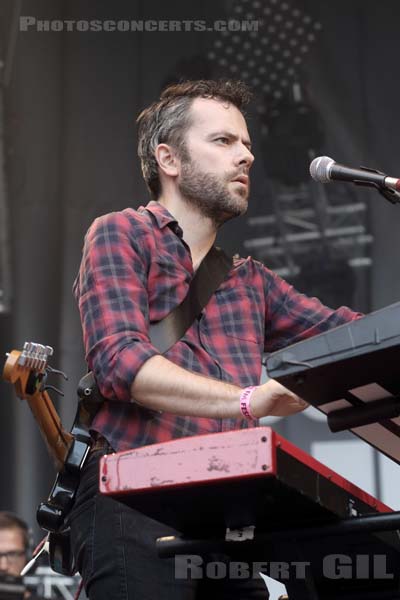 MINA TINDLE - 2015-06-25 - PARIS - Place de la Republique - 